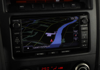 Подержанный автомобиль Mitsubishi Pajero 2014 года (16 фото)