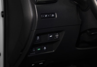 Подержанный автомобиль Nissan X-Trail 2018 года (20 фото)
