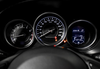 Подержанный автомобиль Mazda 6 Sedan 2013 года (16 фото)