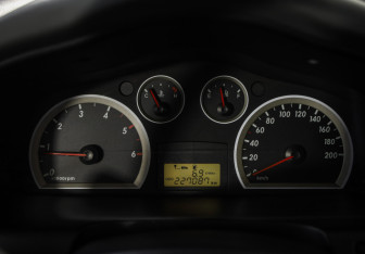 Подержанный автомобиль Hyundai Santa Fe 2007 года (12 фото)