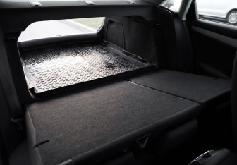 Подержанный автомобиль Audi A4 Sedan 2013 года (24 фото)