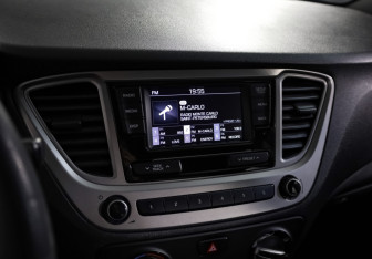 Подержанный автомобиль Hyundai Solaris Sedan 2019 года (15 фото)