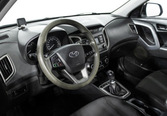 Подержанный автомобиль Hyundai Creta 2020 года (10 фото)