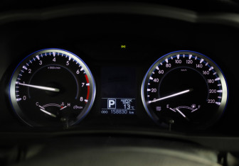 Подержанный автомобиль Toyota Highlander 2015 года (12 фото)