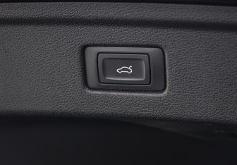 Подержанный автомобиль Audi A5 Liftback 2018 года (36 фото)