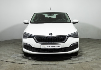 Подержанный автомобиль Skoda Rapid Liftback 2022 года (2 фото)