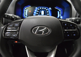 Подержанный автомобиль Hyundai ix35 2023 года (15 фото)