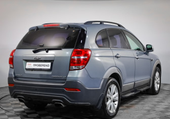 Подержанный автомобиль Chevrolet Captiva 2013 года (4 фото)