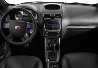 Подержанный автомобиль Geely Emgrand EC7 Sedan 2013 года (15 фото)