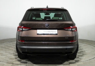 Подержанный автомобиль Skoda Kodiaq 2019 года (6 фото)
