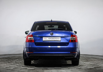 Подержанный автомобиль Skoda Octavia Liftback 2019 года (6 фото)