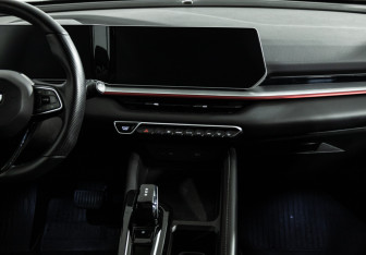 Подержанный автомобиль Geely Coolray 2024 года (14 фото)