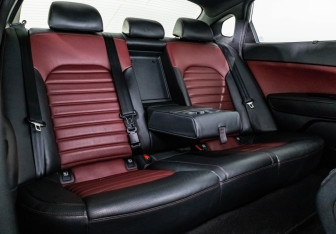 Подержанный автомобиль Kia Optima Sedan 2018 года (30 фото)