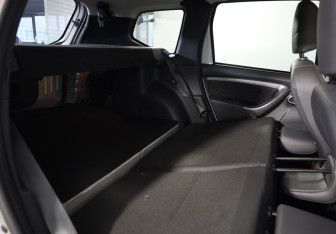 Подержанный автомобиль Renault Duster 2018 года (15 фото)