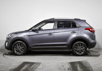Подержанный автомобиль Hyundai Creta 2021 года (8 фото)