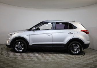 Подержанный автомобиль Hyundai Creta 2018 года (8 фото)