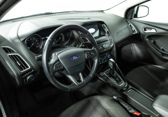 Подержанный автомобиль Ford Focus Wagon 2018 года (11 фото)