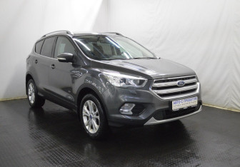 Подержанный автомобиль Ford Kuga 2017 года (3 фото)