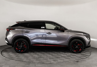 Подержанный автомобиль Omoda C5 2024 года (6 фото)