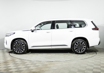 Подержанный автомобиль Exeed VX 2023 года (8 фото)