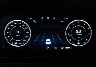 Подержанный автомобиль Omoda C5 2023 года (12 фото)