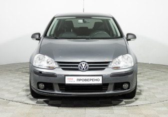 Подержанный автомобиль Volkswagen Golf Hatchback 2008 года (2 фото)