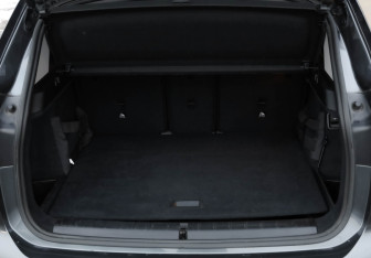 Подержанный автомобиль BMW X1 2019 года (33 фото)