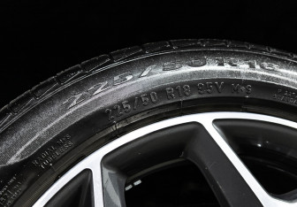 Подержанный автомобиль BMW X1 2018 года (24 фото)