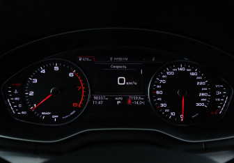 Подержанный автомобиль Audi Q5 2020 года (19 фото)