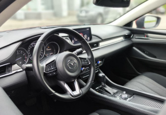 Подержанный автомобиль Mazda 6 Sedan 2019 года (15 фото)