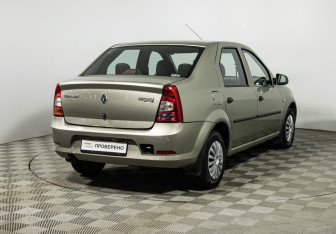 Подержанный автомобиль Renault Logan Sedan 2011 года (5 фото)