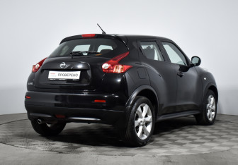 Подержанный автомобиль Nissan Juke 2012 года (5 фото)