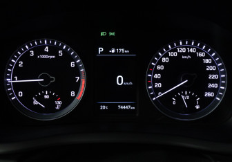 Подержанный автомобиль Hyundai Sonata 2018 года (12 фото)