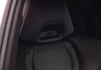 Подержанный автомобиль BMW X6 2021 года (30 фото)