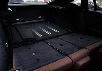 Подержанный автомобиль BMW X6 2020 года (28 фото)