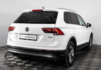 Подержанный автомобиль Volkswagen Tiguan 2017 года (6 фото)
