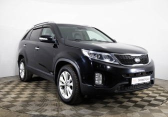 Подержанный автомобиль Kia Sorento 2017 года (3 фото)