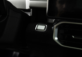 Подержанный автомобиль Jetour T2 2024 года (24 фото)