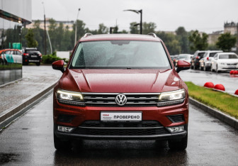 Подержанный автомобиль Volkswagen Tiguan 2017 года (4 фото)