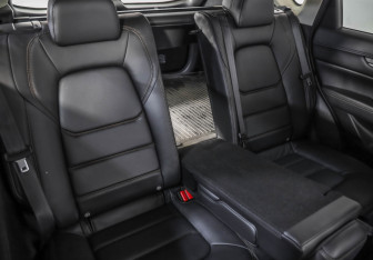 Подержанный автомобиль Mazda CX-5 2022 года (32 фото)