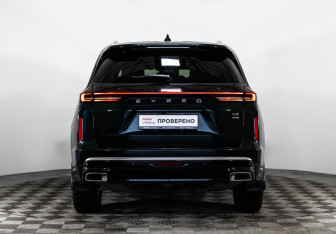 Подержанный автомобиль Exeed VX 2023 года (7 фото)