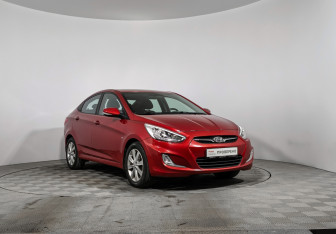 Подержанный автомобиль Hyundai Solaris Sedan 2013 года (3 фото)