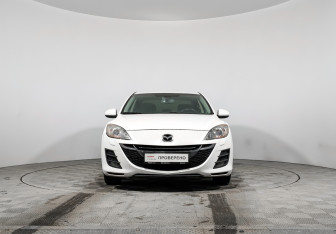 Подержанный автомобиль Mazda 3 Sedan 2011 года (2 фото)