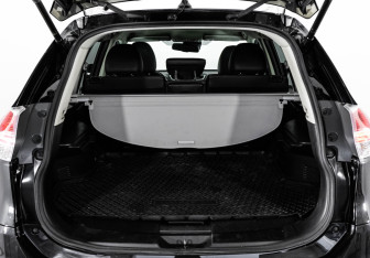 Подержанный автомобиль Nissan X-Trail 2017 года (22 фото)