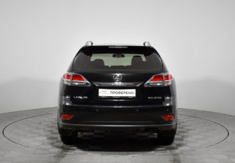 Подержанный автомобиль Lexus RX 2012 года (6 фото)