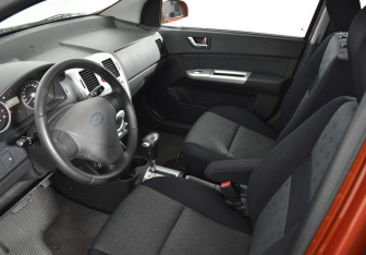 Подержанный автомобиль Hyundai Getz 2006 года (9 фото)