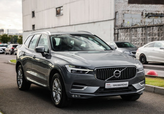 Подержанный автомобиль Volvo XC60 2020 года (5 фото)