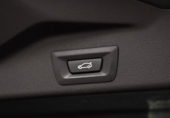 Подержанный автомобиль BMW X5 2019 года (39 фото)