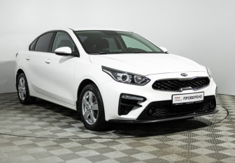 Подержанный автомобиль Kia Cerato Sedan 2019 года (3 фото)