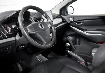 Подержанный автомобиль SsangYong Actyon 2013 года (9 фото)